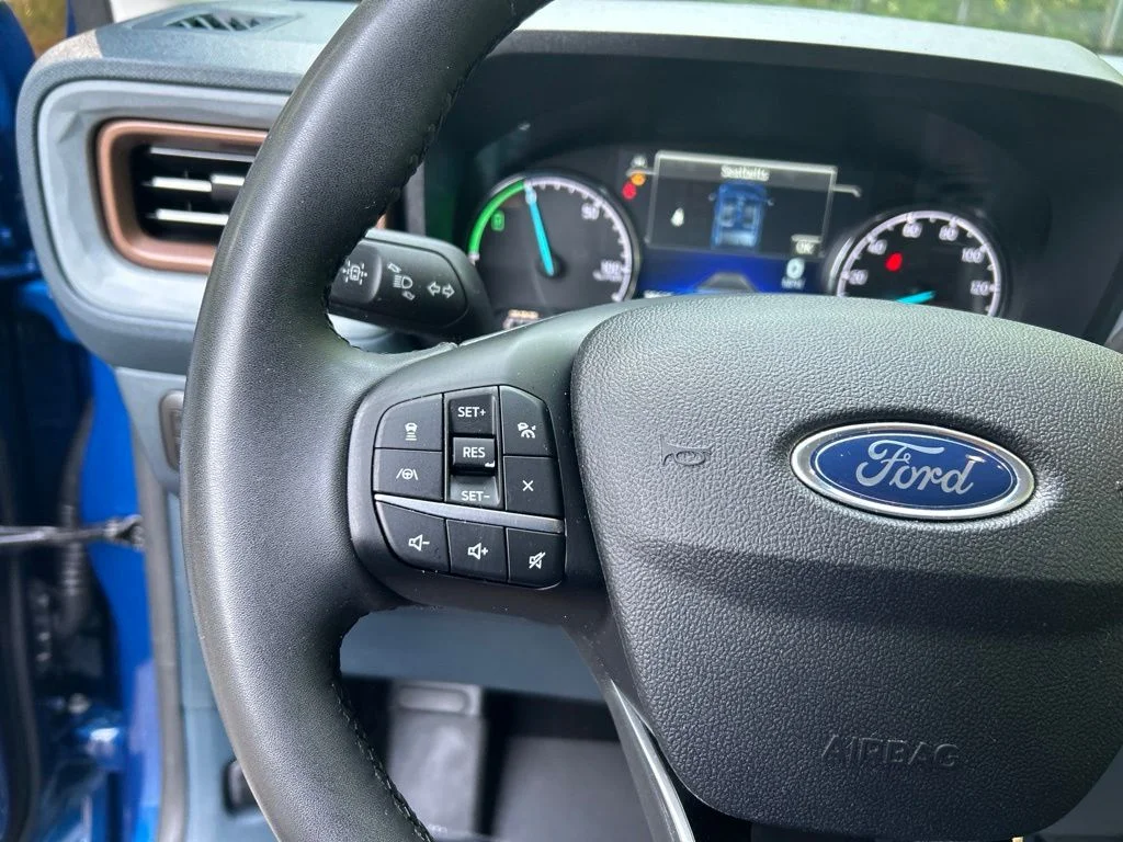 Used 2023 Blue Ford Lariat image 23
