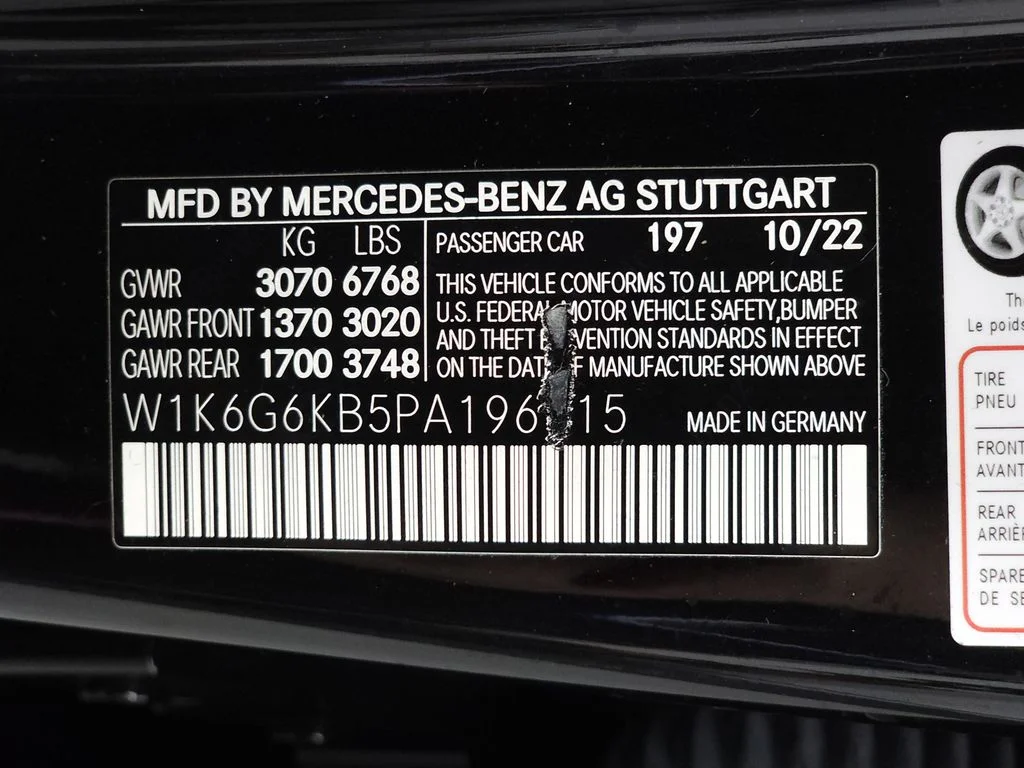 Used 2023 Black Mercedes-Benz S 580e image 40