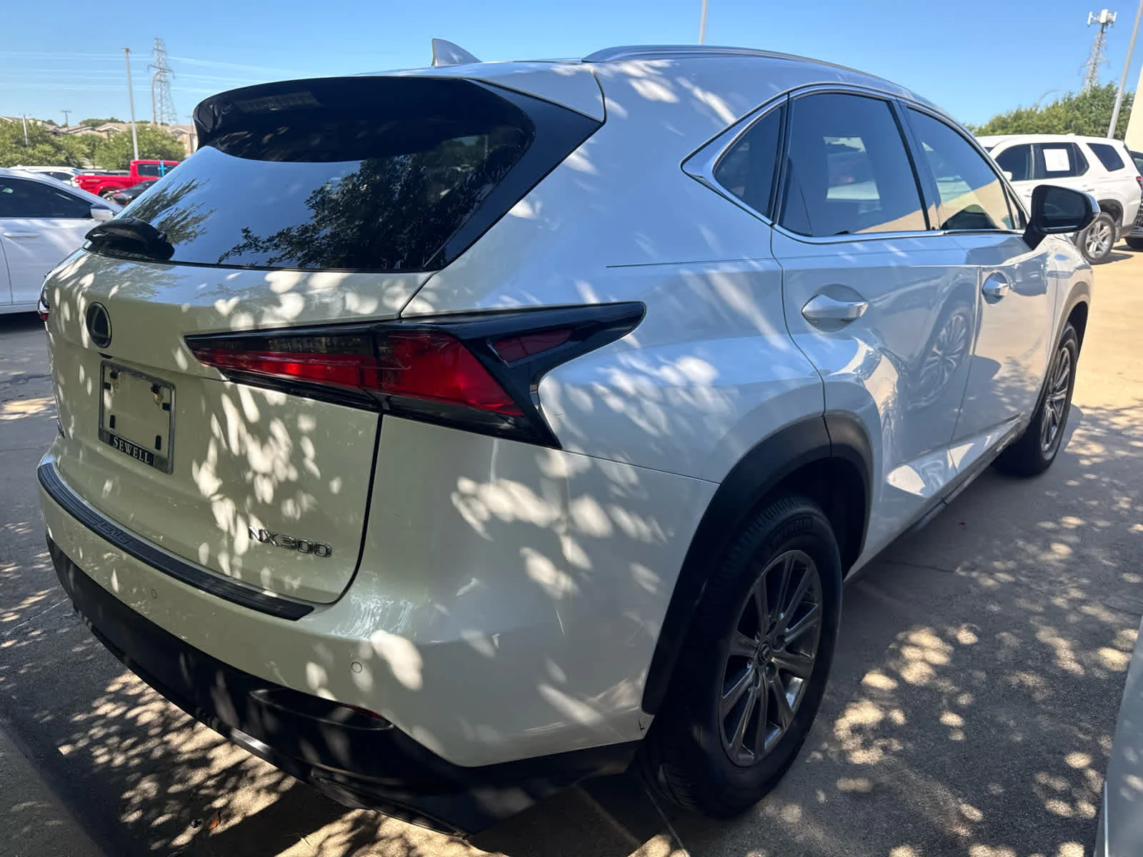 Certified Used 2020 EMINENT WHITE PEARL Lexus  image 5