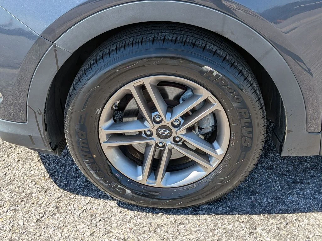 Used 2018 Blue Hyundai 2.4 Base image 9
