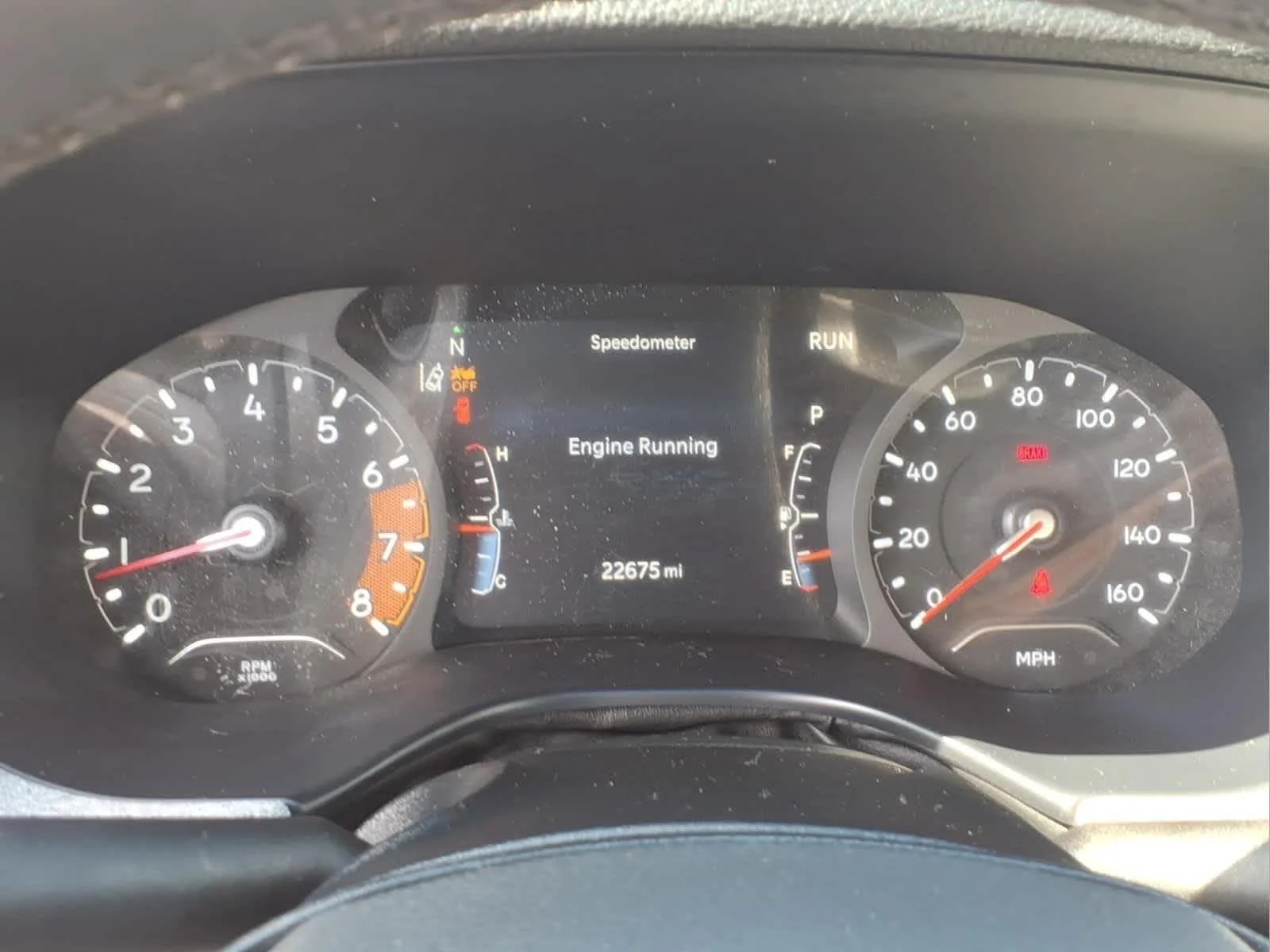 Used 2024 Diamond Black Crystal Pearlcoat Jeep Latitude Lux image 19