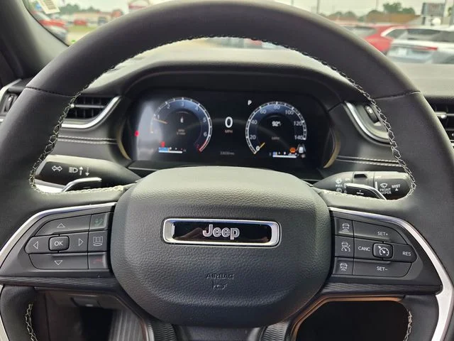 Used 2025 Red Jeep Altitude image 23