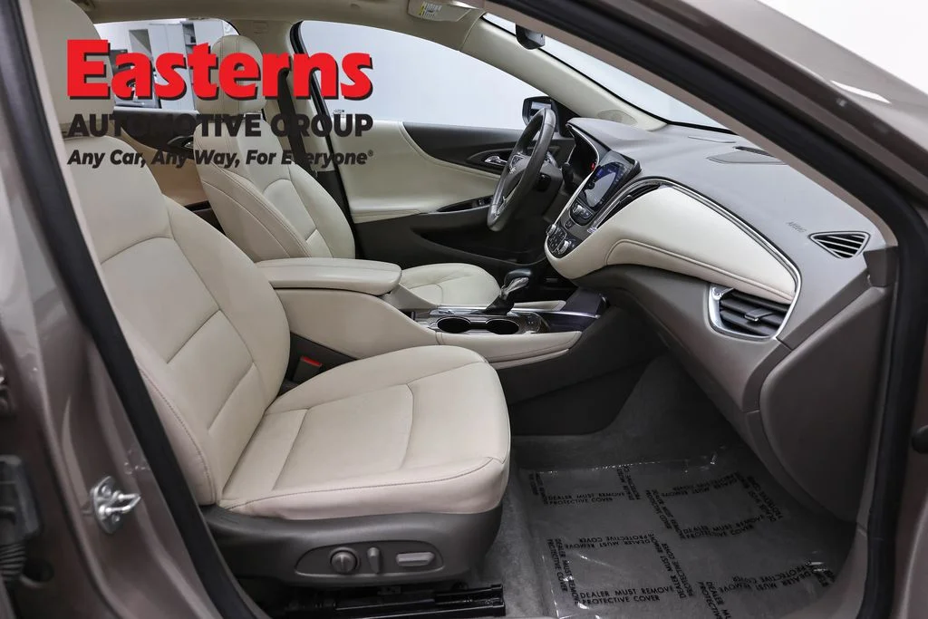 Used 2024 Gray Chevrolet LT image 26