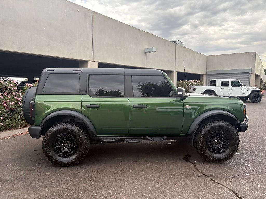Used 2024 Green Ford Wildtrak image 3