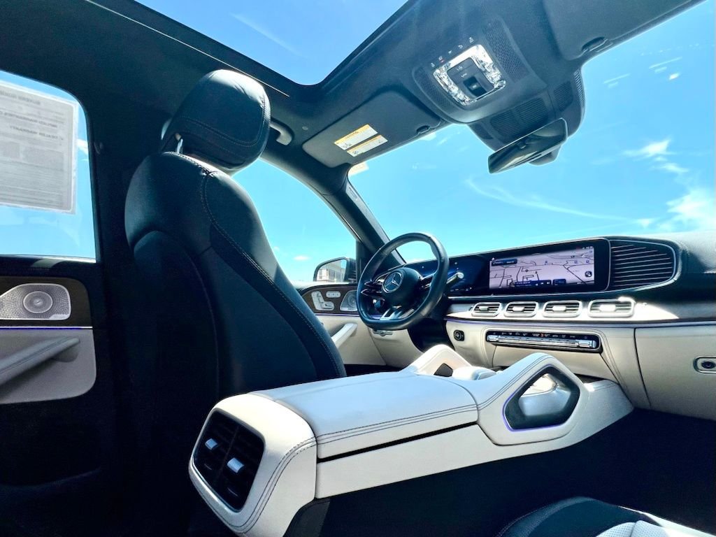 Certified Used 2024  Mercedes-Benz GLE 53 AMG® image 18