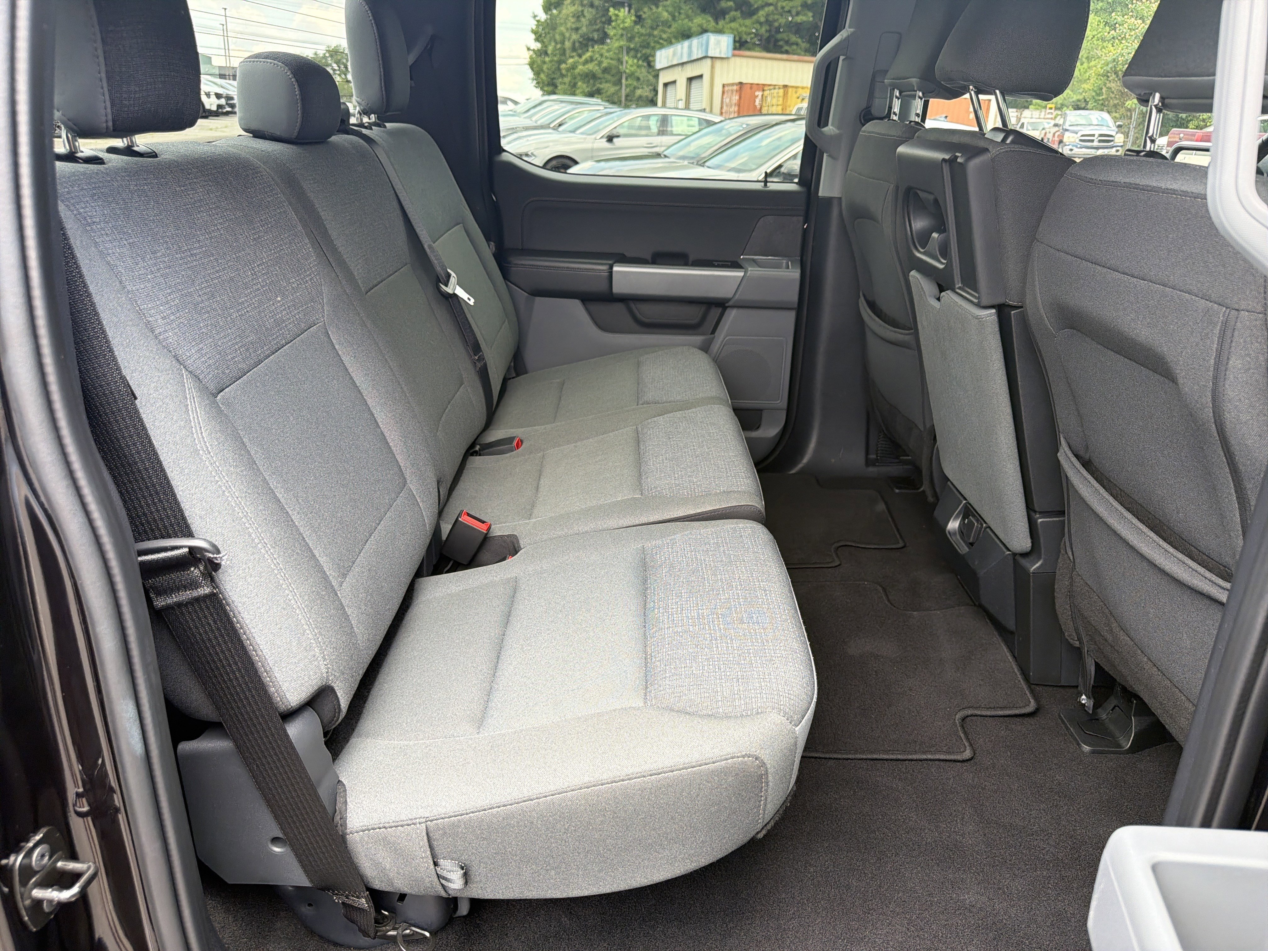 Used 2025 Black Metallic Ford XLT image 15