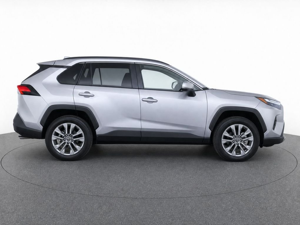 Used 2025 Silver Toyota XLE Premium image 11