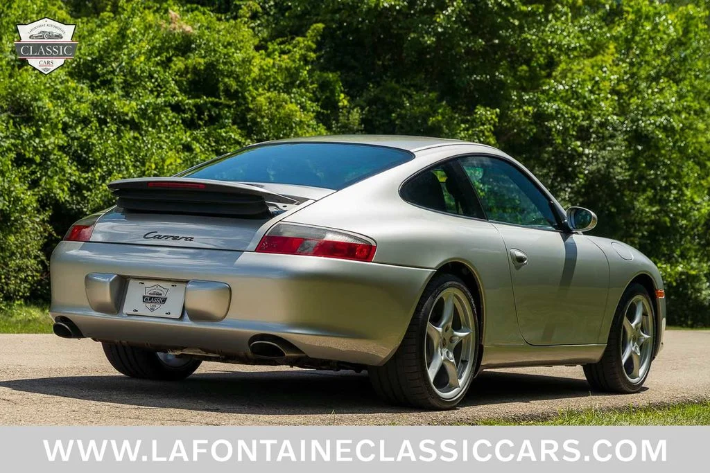 Used 2002 Silver Porsche Carrera image 109