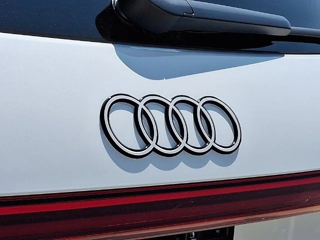Used 2025 White Audi 2.0T Premium image 20