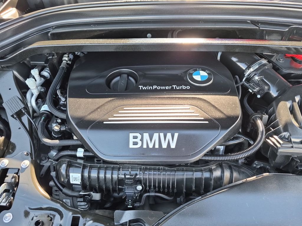 Used 2018 Gray BMW sDrive28i image 32