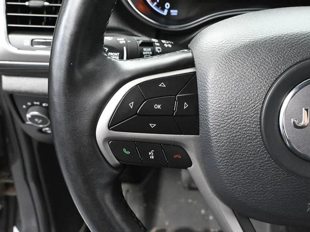 2020 Jeep Grand Cherokee Altitude - Photo 26