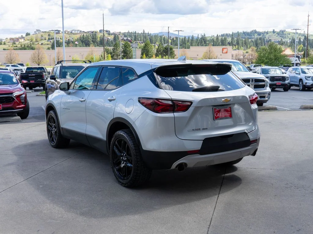 Used 2021 Silver Chevrolet LT image 5