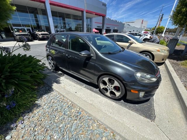 Used 2011 Gray Volkswagen Base image 1