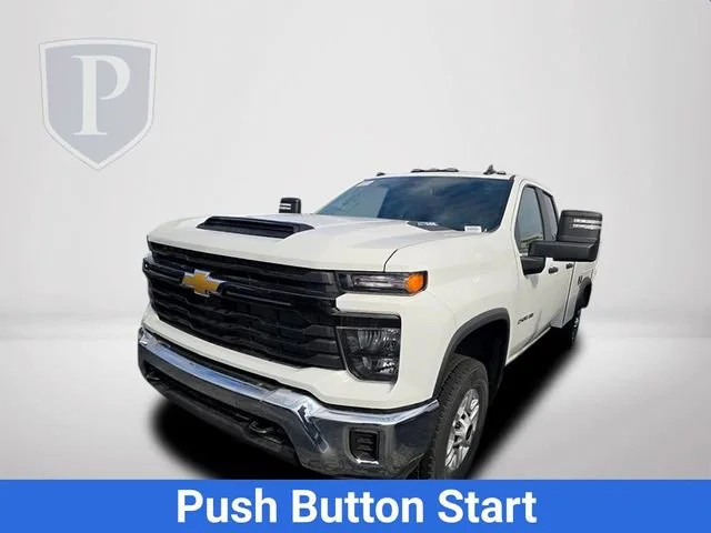 New 2025 Summit White Chevrolet WT image 12