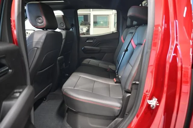 2026 Chevrolet Colorado Z71 - Photo 13