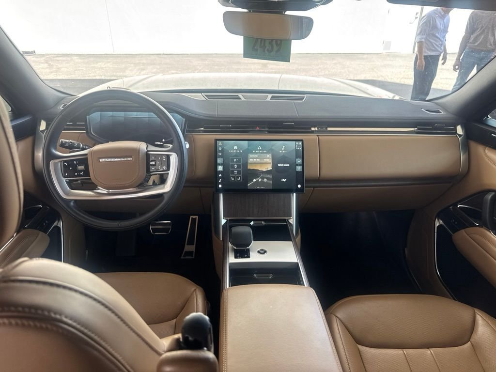 Certified Used 2025 Santorini Black Metallic Land Rover SE image 9