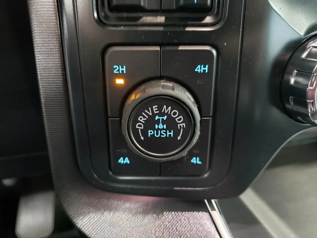 New 2026 Agate Black Metallic Ford Platinum® image 20