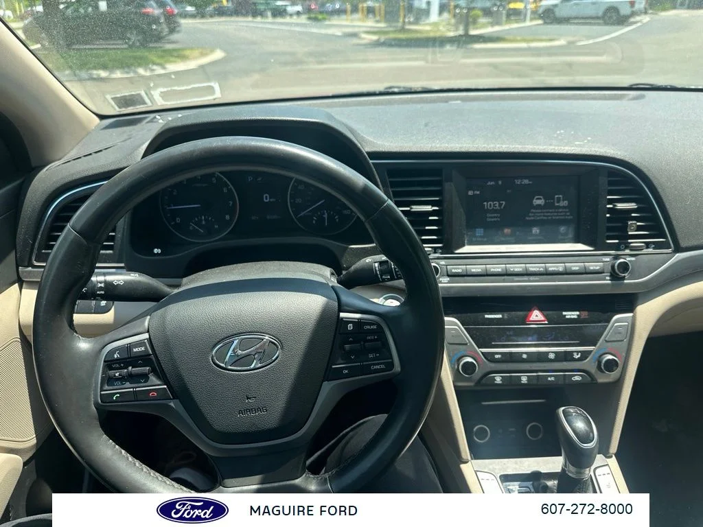 Used 2017 Red Hyundai SE image 17