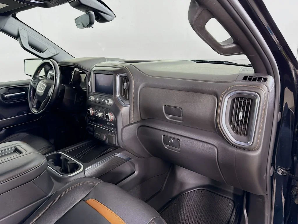 Used 2021 Black GMC AT4 image 27