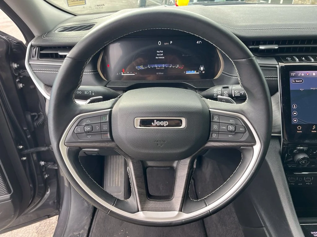 Used 2022 Gray Jeep Limited image 11