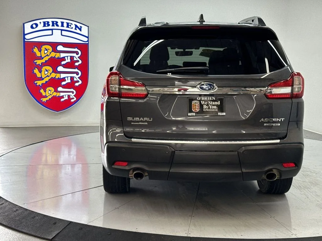 Used 2021 Gray Metallic Subaru Limited image 11
