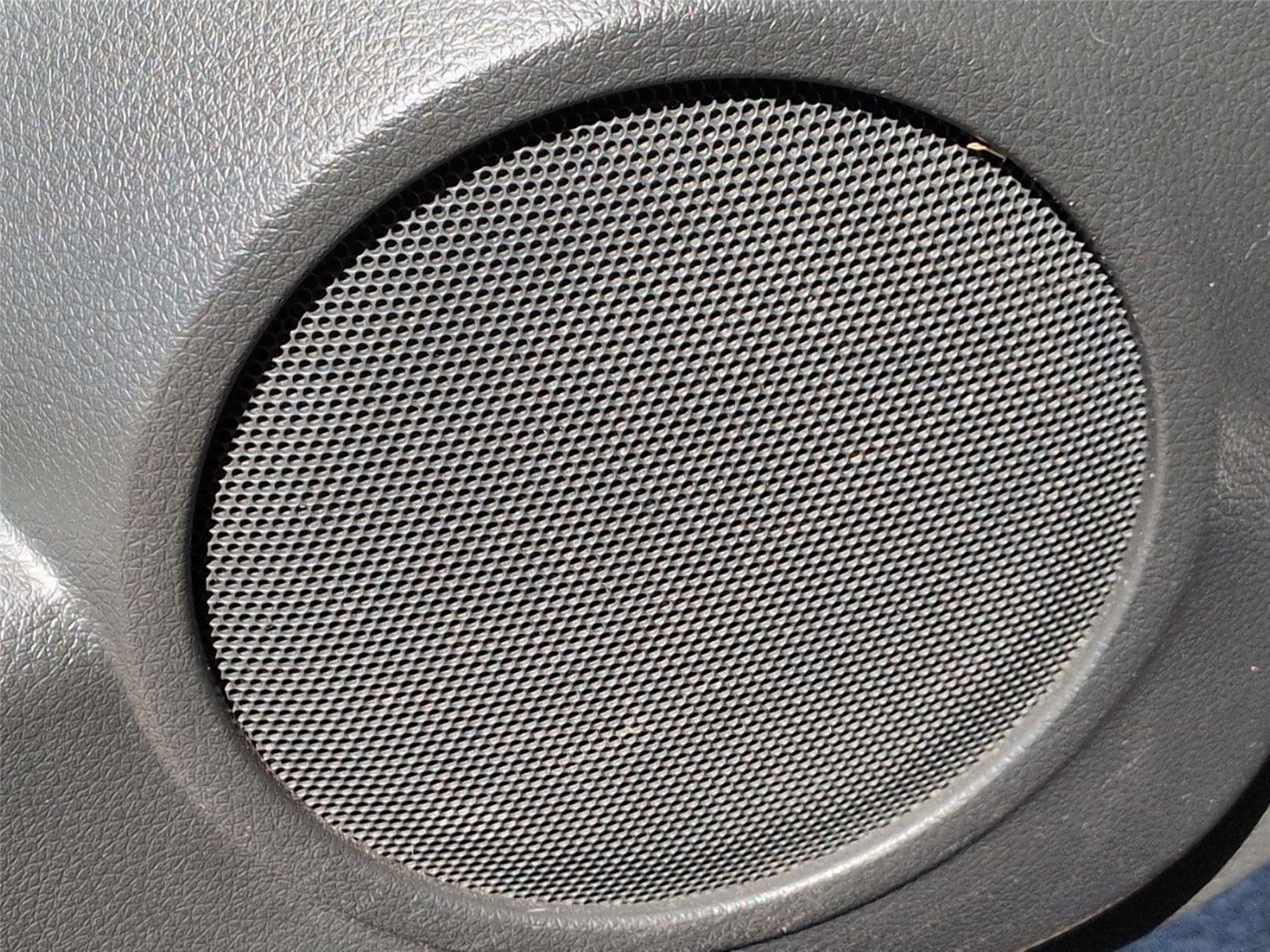 Used 2018 Magnetic Black Nissan SL image 17