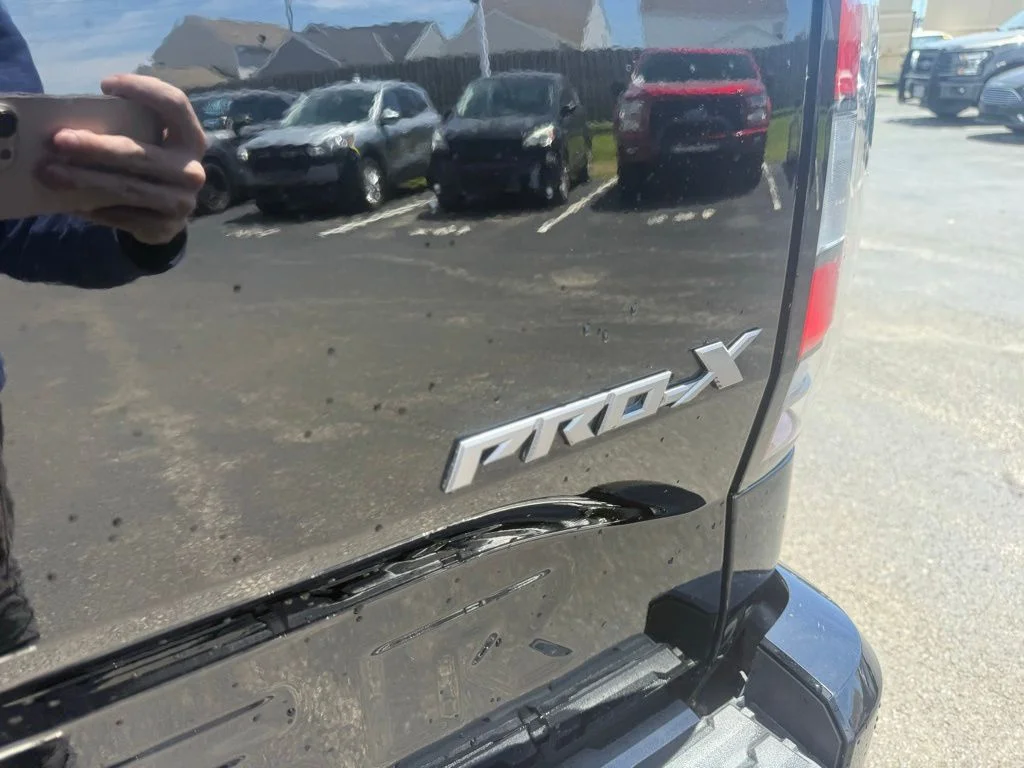 Used 2023 Black Nissan PRO-X image 46