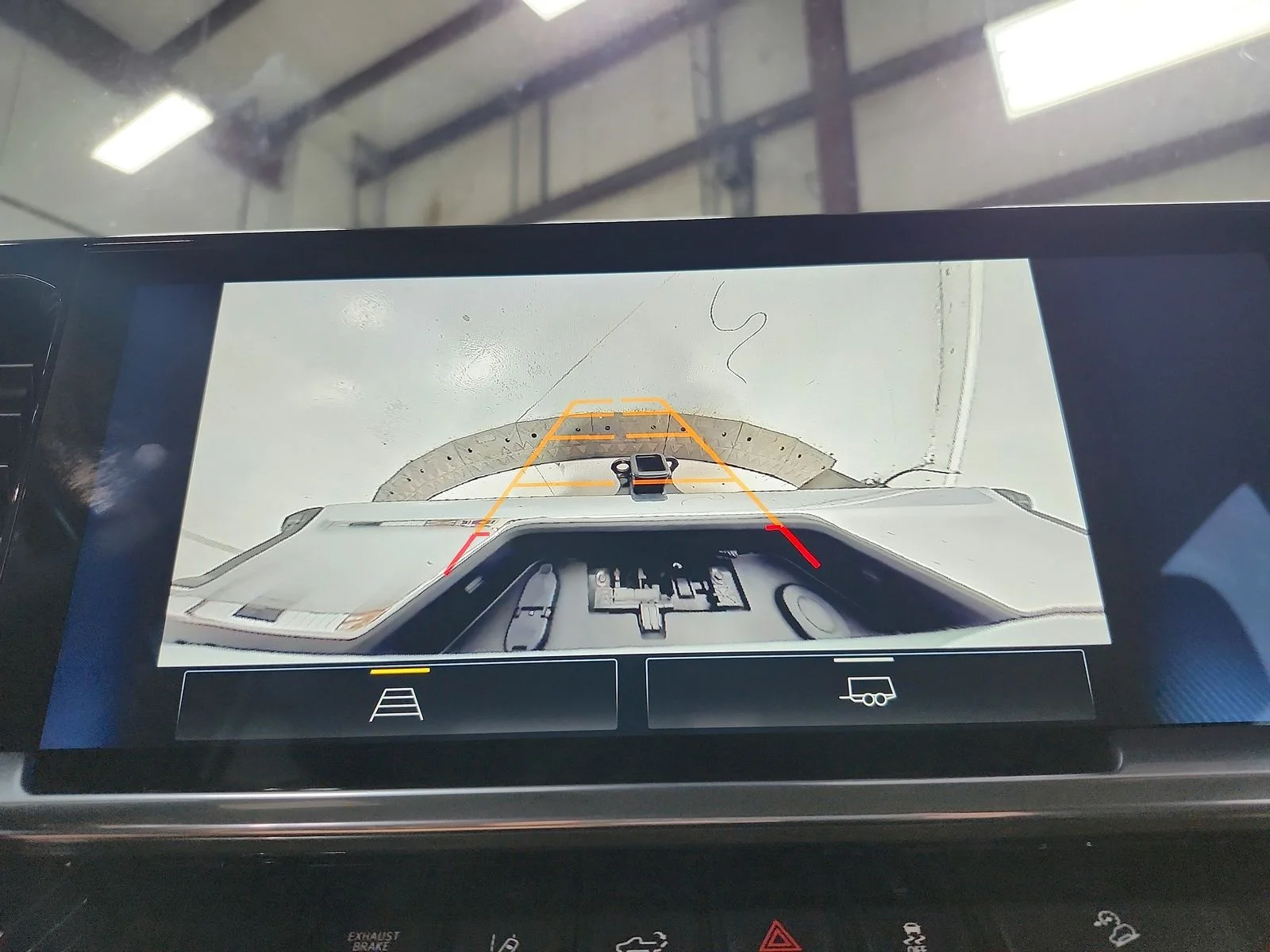 Used 2024 White Chevrolet LT image 29