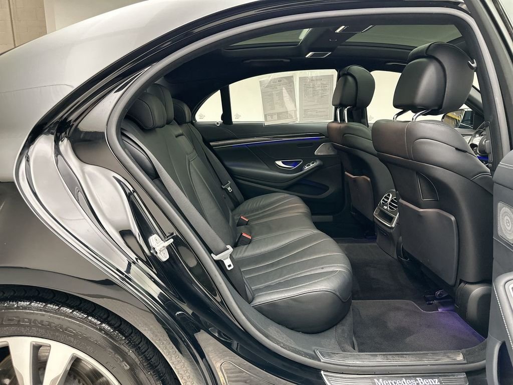 Used 2015 Black Mercedes-Benz S 550 image 19