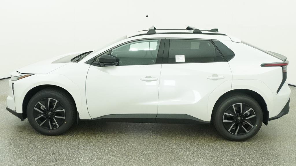 New 2026 Wind Chill Pearl Toyota XLE image 48