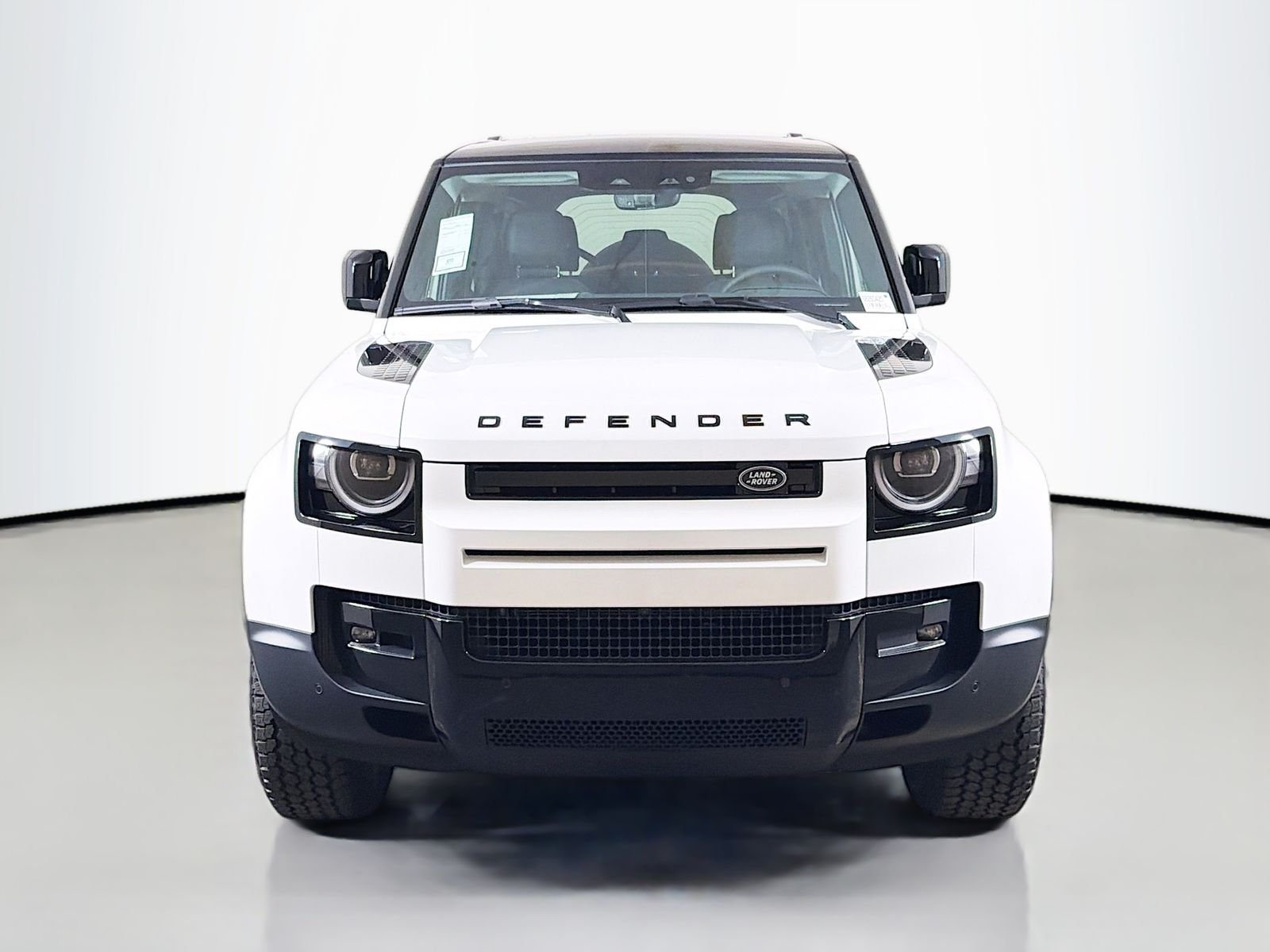 New 2026 Fuji White Land Rover S image 8