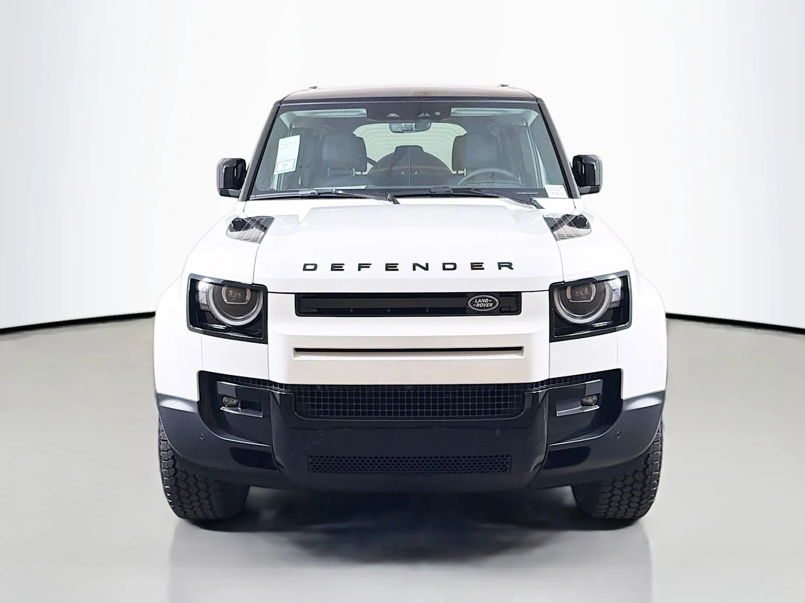 New 2026 Fuji White Land Rover S image 8