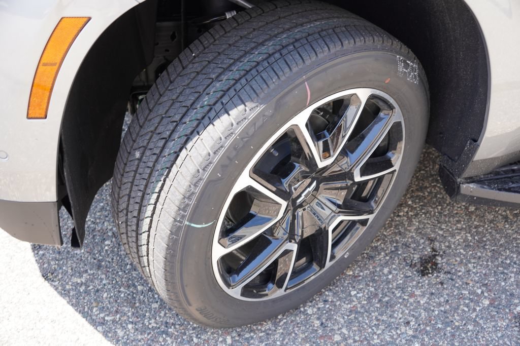 New 2026 Sterling Gray Metallic Chevrolet RST image 9