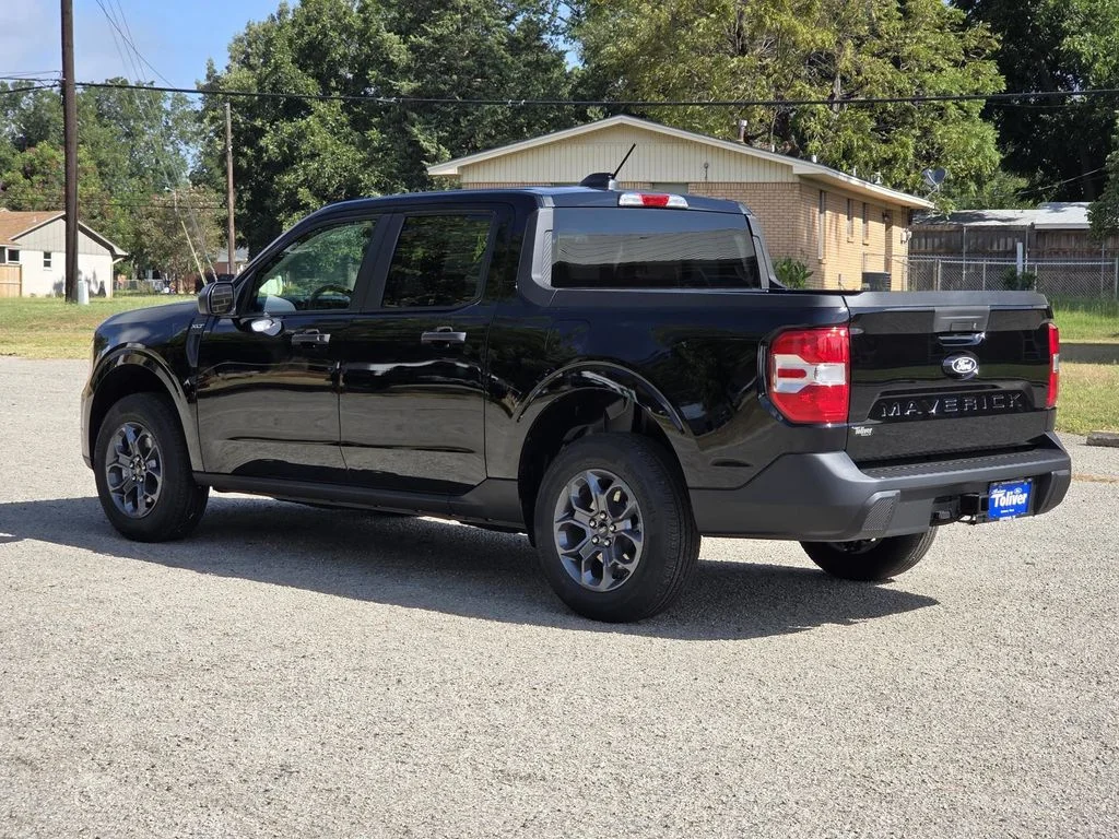 New 2026 Shadow Black Ford XLT image 4