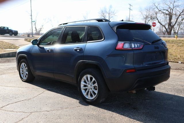 Used 2021 Slate Blue Pearlcoat Jeep Latitude image 6