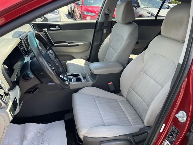Used 2017 Red Kia LX image 21