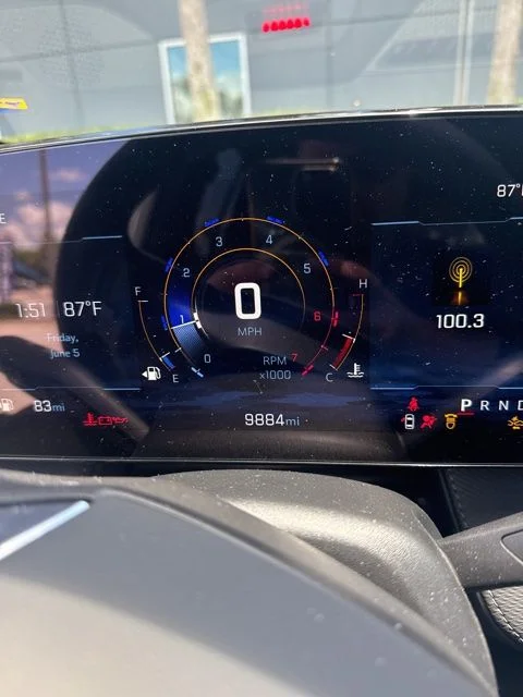Certified Used 2025 Green Chevrolet LT image 3