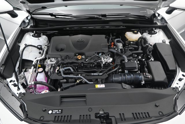 New 2026 Ice Cap Toyota LE image 17