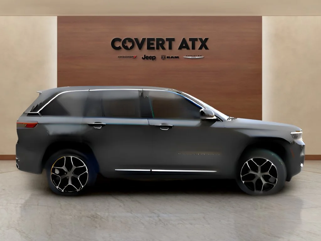 Used 2023  Jeep Summit Reserve image 35