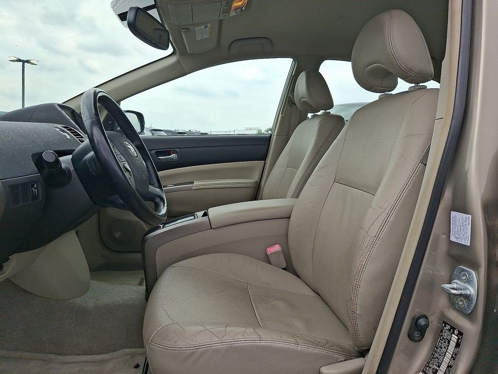 Used 2009 Beige Toyota  image 15