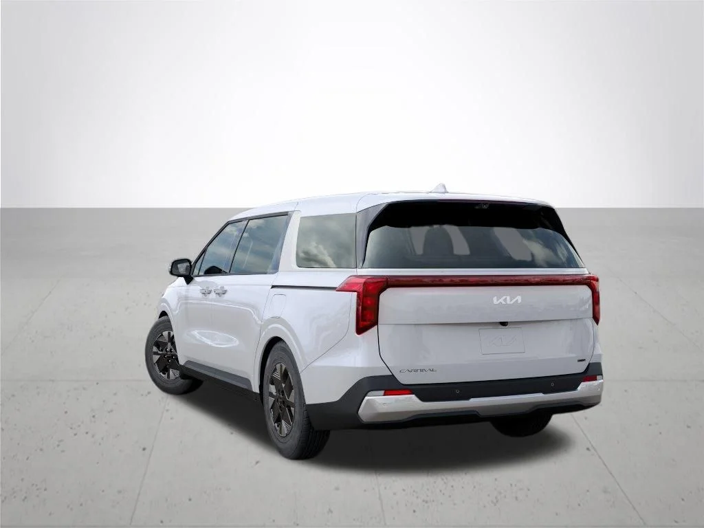New 2026 White Kia LXS image 4