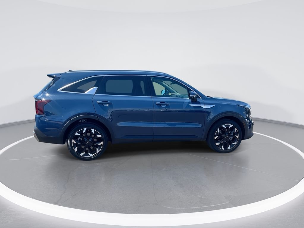 2025 Kia Sorento EX - Photo 9