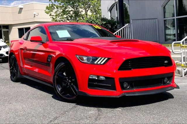 2015 Ford Mustang EcoBoost Coupe Premium's photo