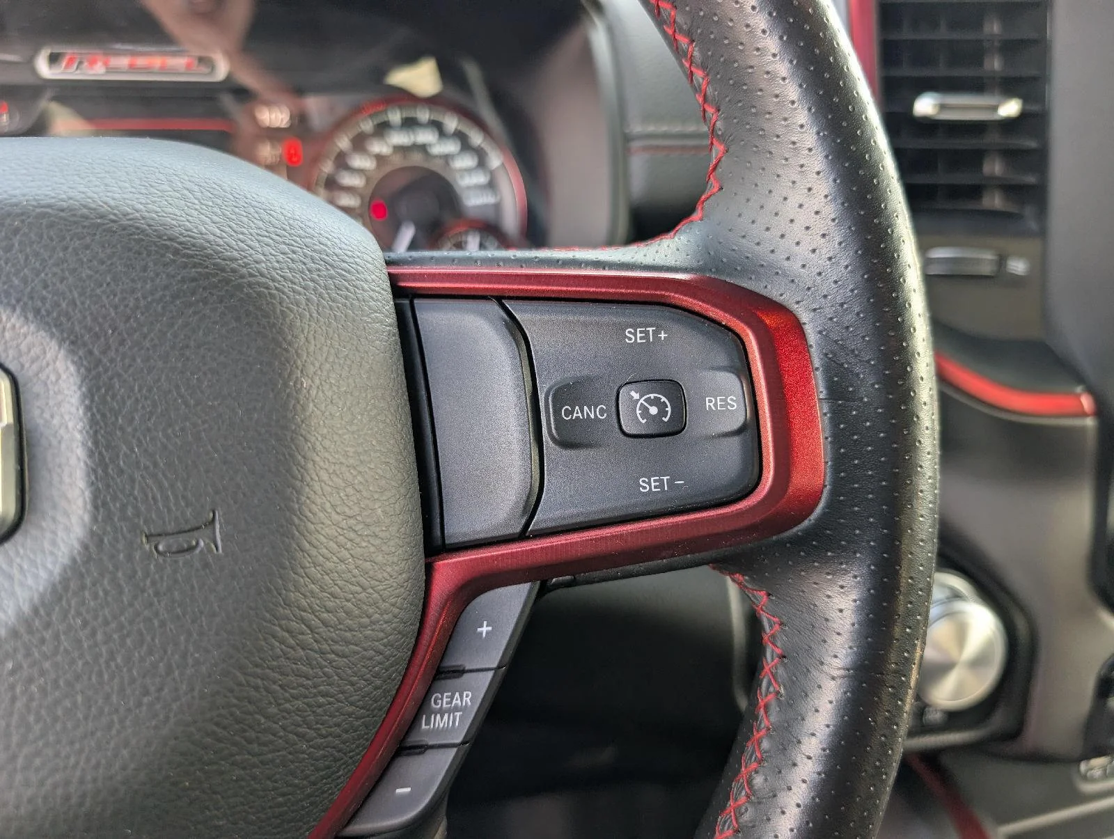 Used 2022  Ram Rebel image 14
