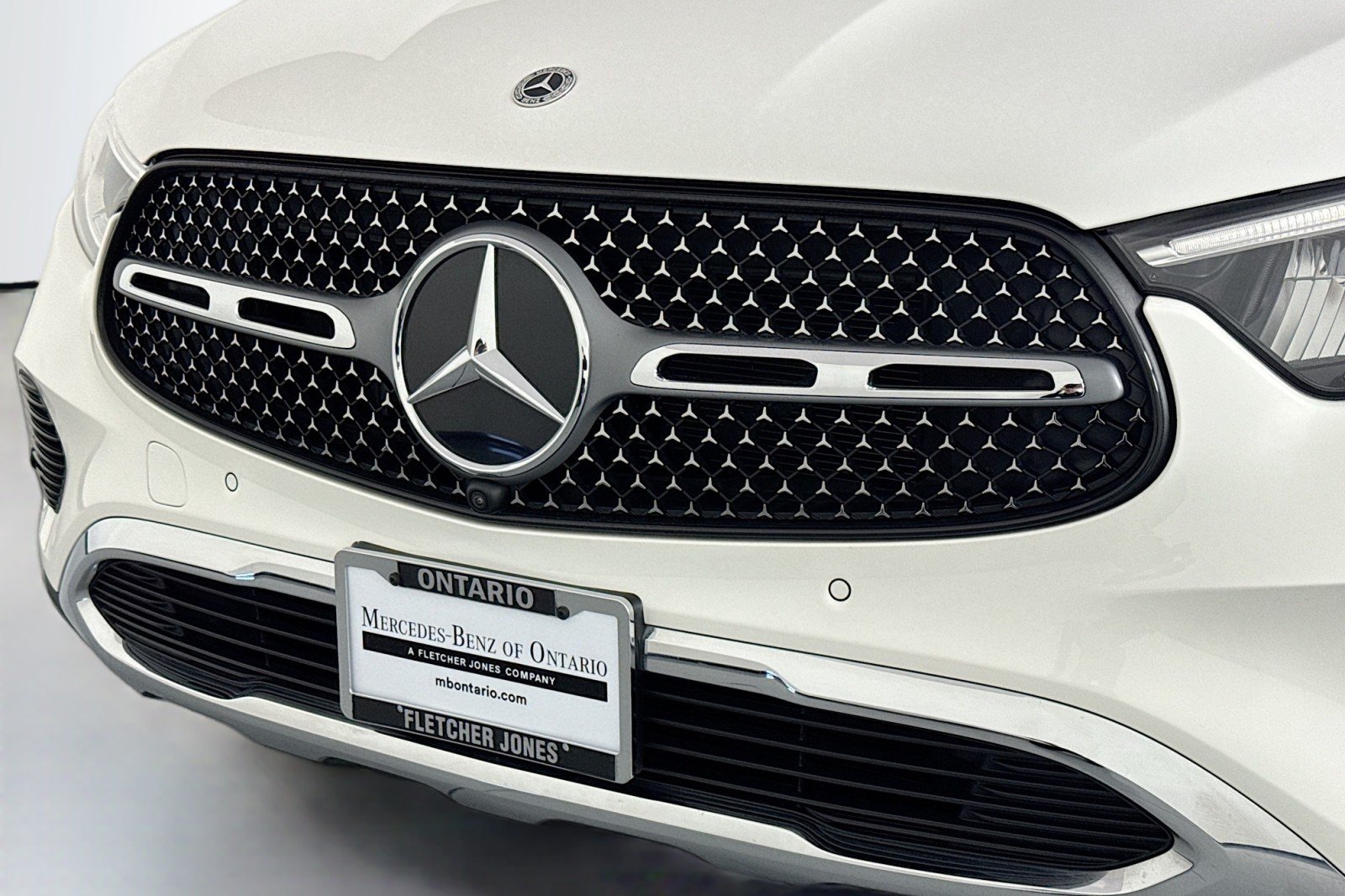 Certified Used 2025 Polar White Mercedes-Benz 300 image 14