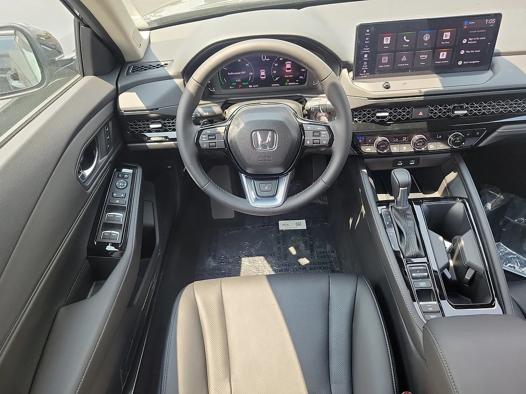 New 2026 Crystal Black Pearl Honda Touring image 6