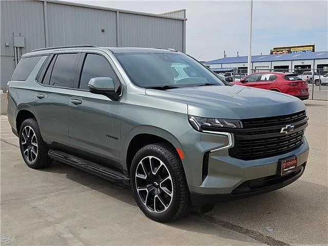 Used 2023 Silver Sage Metallic Chevrolet RST 4x2 image 5
