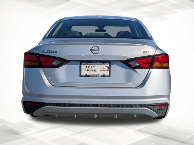 Used 2024 Silver Nissan 2.5 SV image 5
