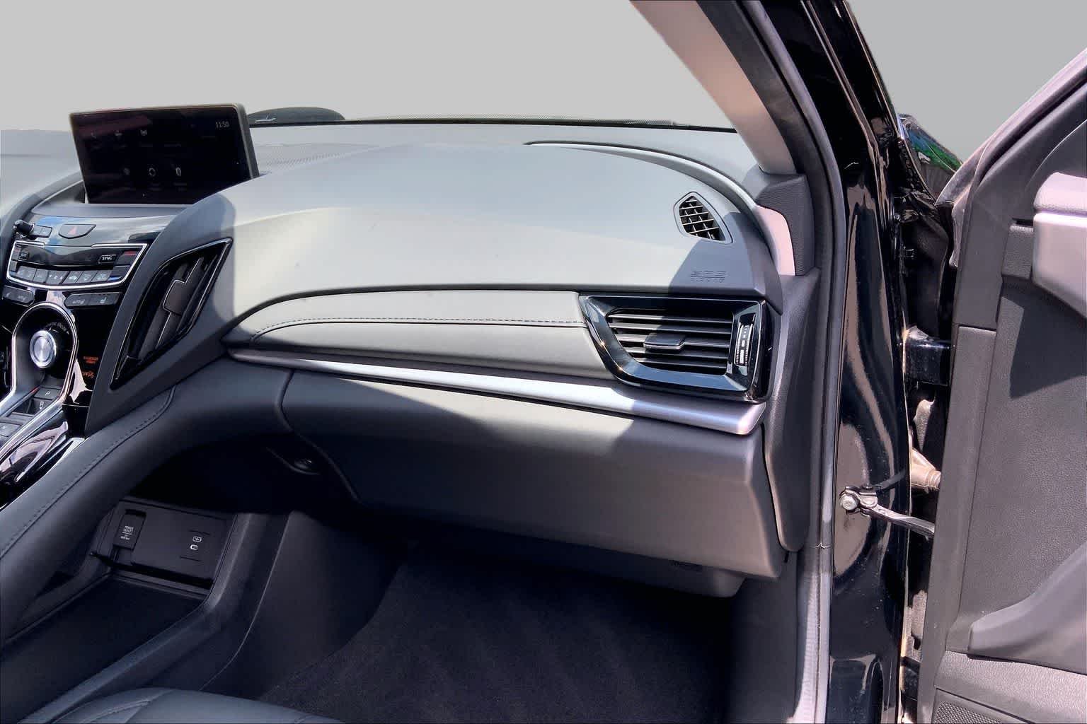 Used 2024 Majestic Black Pearl Acura  image 18