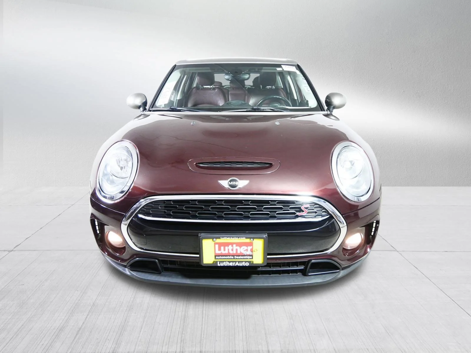 Used 2016 MINI Clubman S with VIN WMWLN9C55G2E15999 for sale in Brooklyn Center, Minnesota